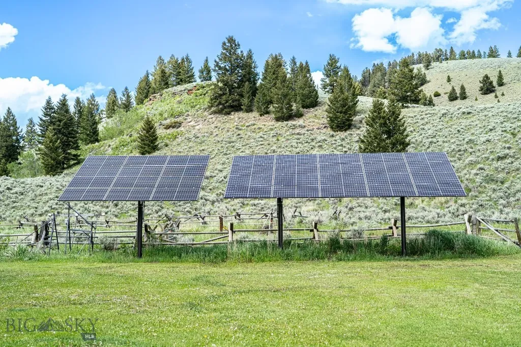 5200 Elk Lake Road Lima MT 59739