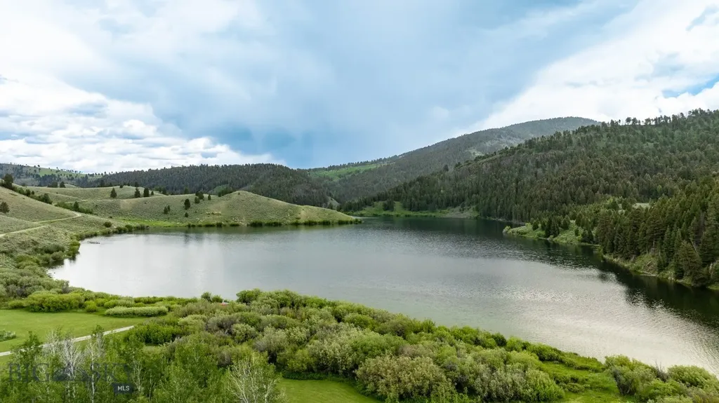 5200 Elk Lake Road Lima MT 59739