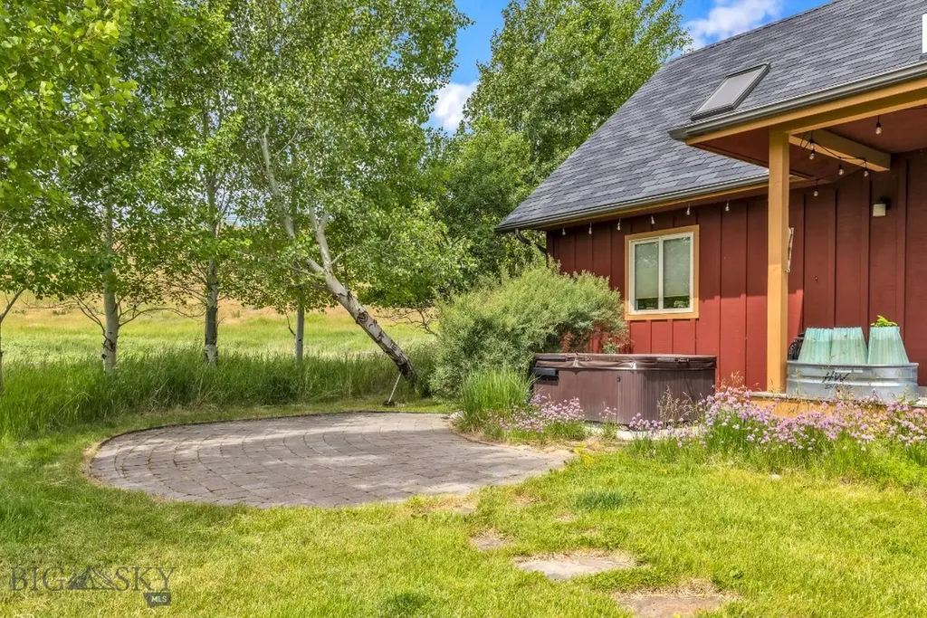 13 Blue Wing Road Ennis MT 59729