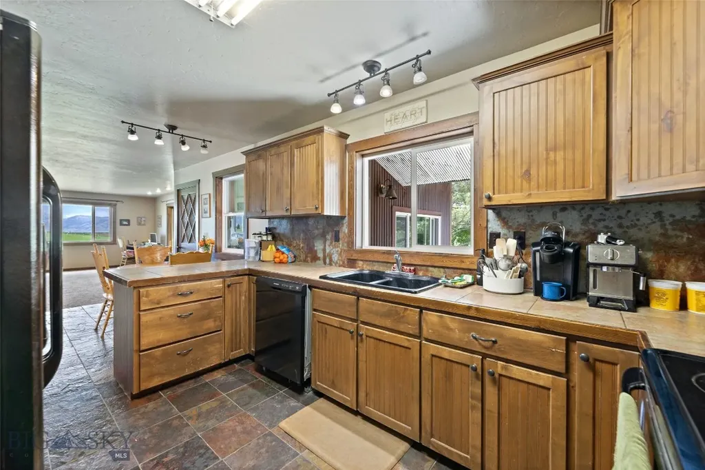 120 N Pine Butte Road Bozeman MT 59718