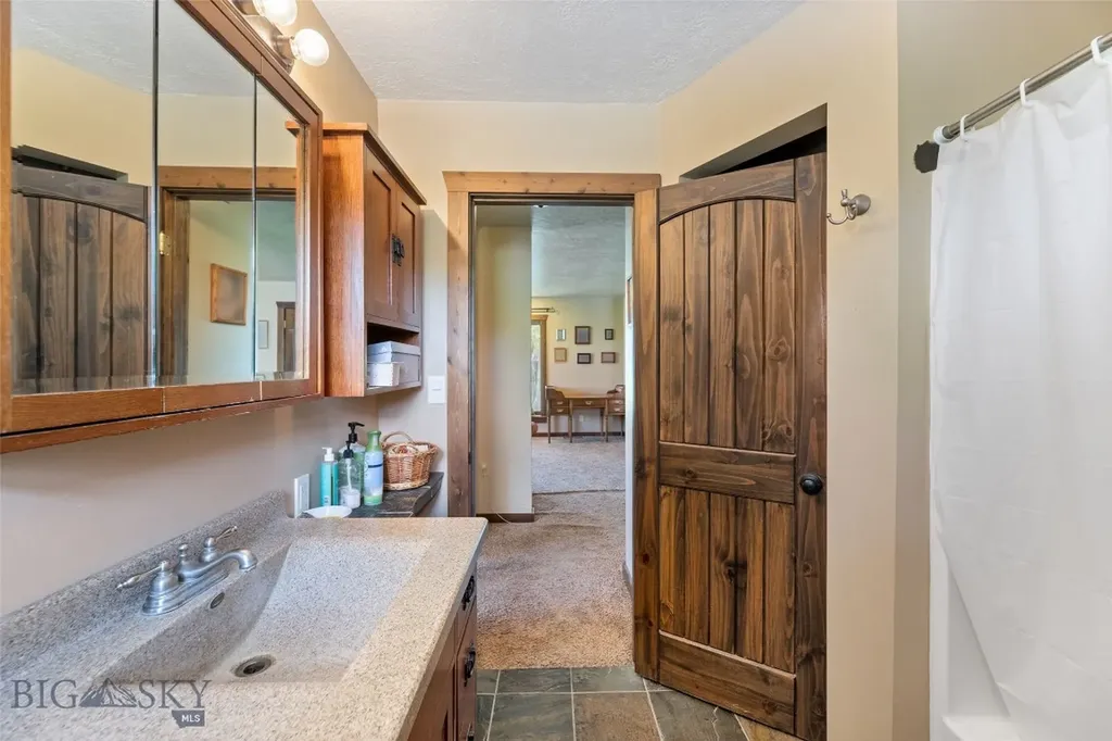120 N Pine Butte Road Bozeman MT 59718