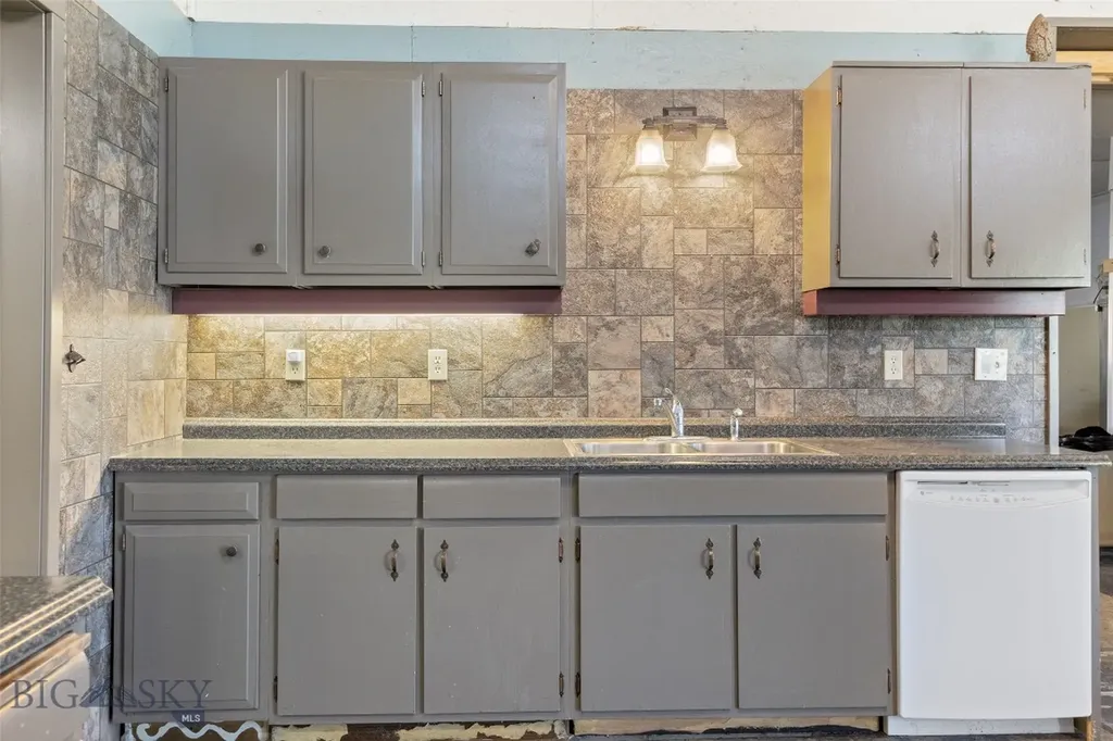 120 N Pine Butte Road Bozeman MT 59718