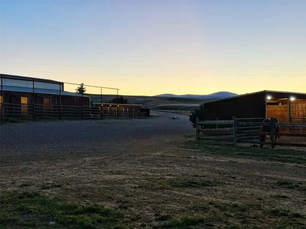 600 Blue Ribbon Lane Dillon MT 59725