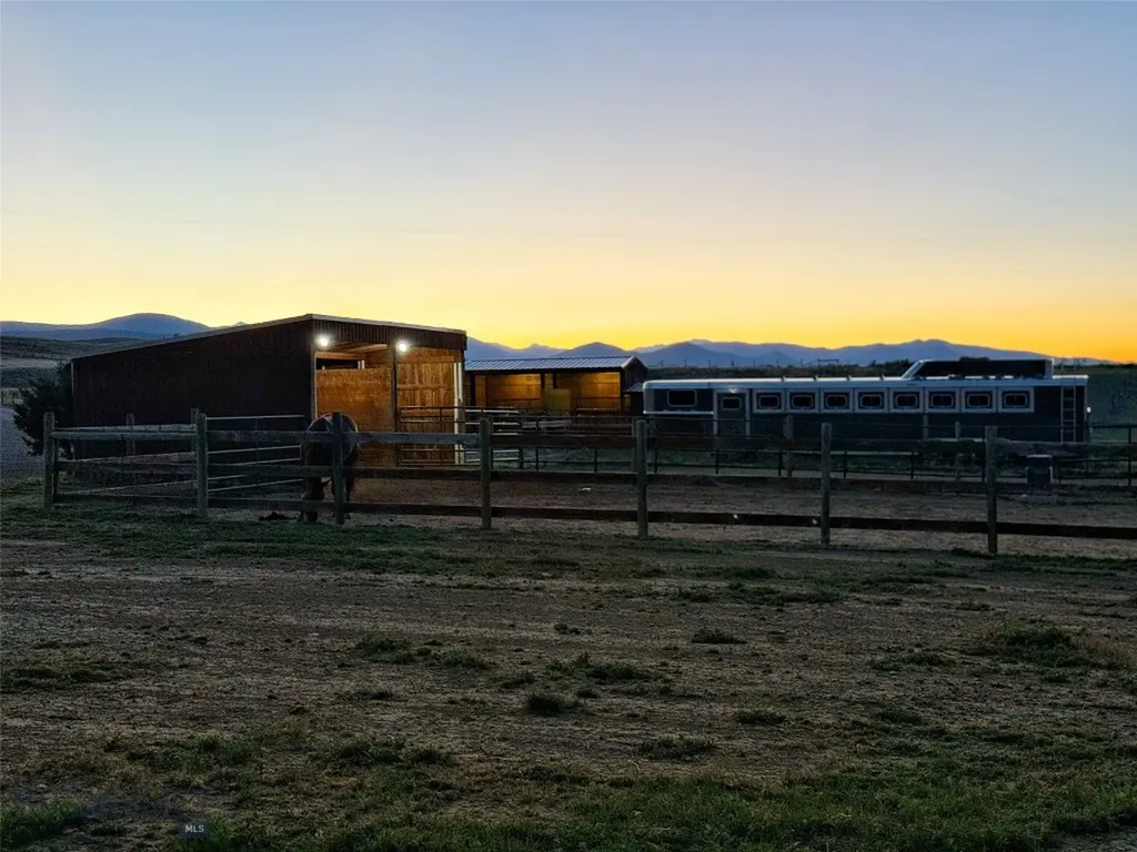 600 Blue Ribbon Lane Dillon MT 59725