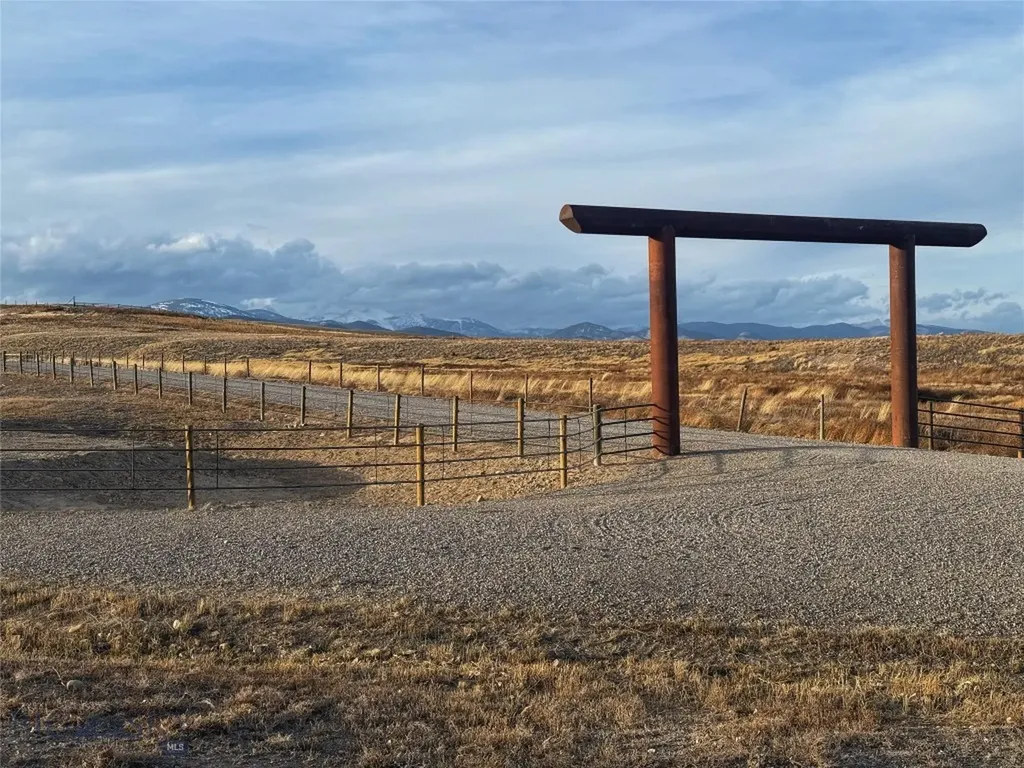 600 Blue Ribbon Lane Dillon MT 59725