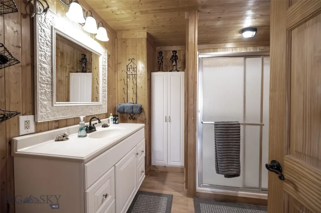 600 Blue Ribbon Lane Dillon MT 59725