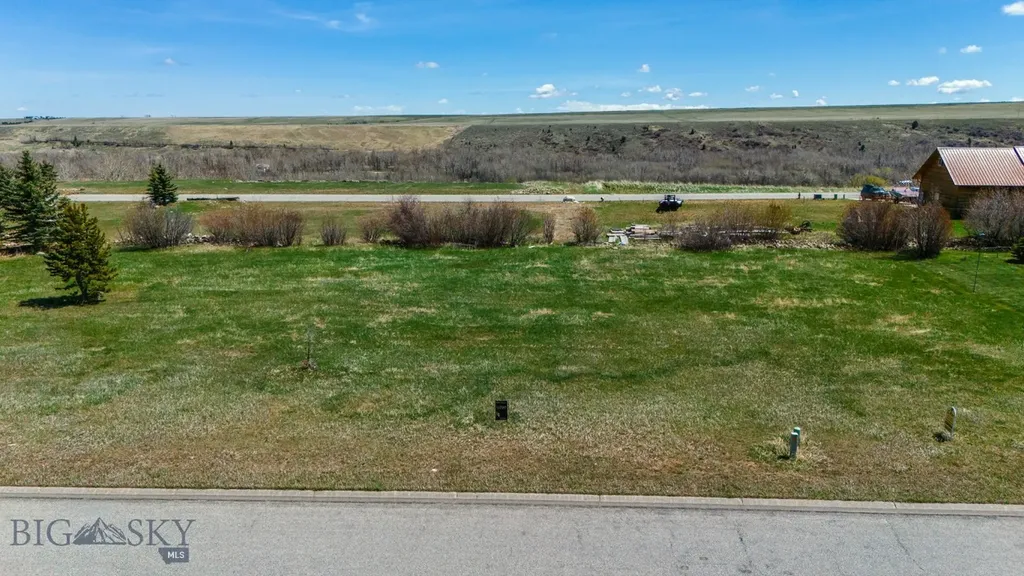Lot 5 Lazy M Red Lodge MT 59068