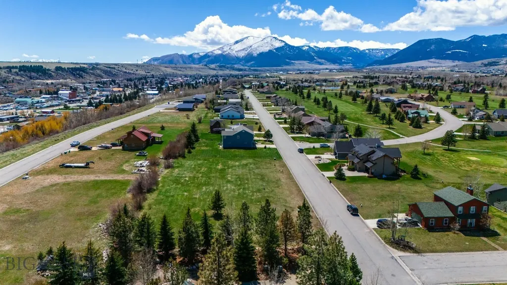 Lot 5 Lazy M Red Lodge MT 59068