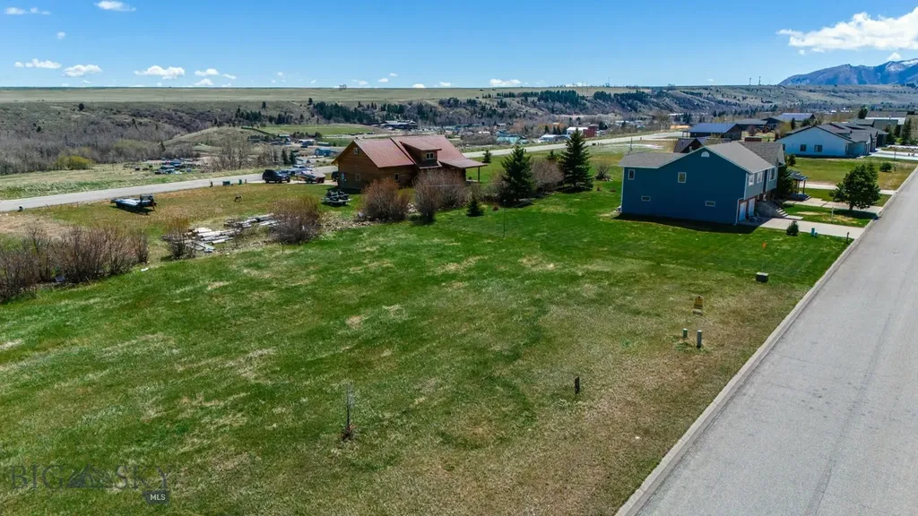 Lot 5 Lazy M Red Lodge MT 59068