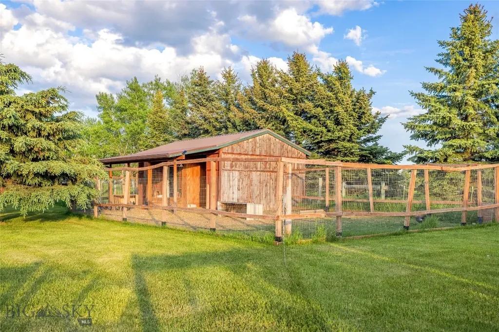 3573 Spain Bridge Road Belgrade MT 59714
