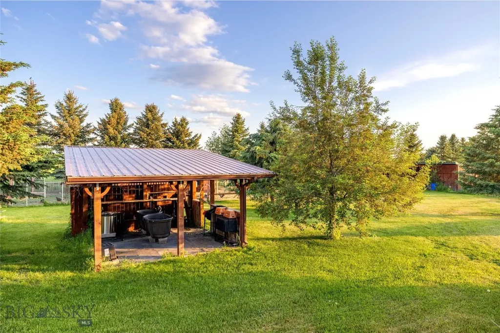 3573 Spain Bridge Road Belgrade MT 59714