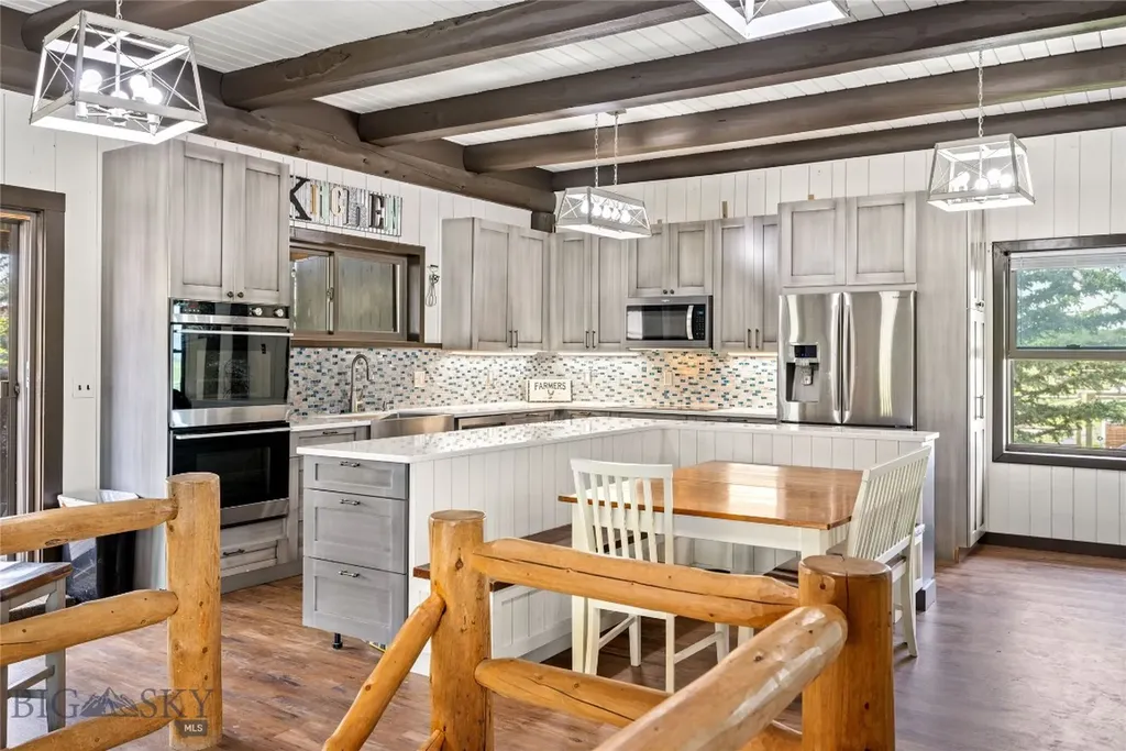 3573 Spain Bridge Road Belgrade MT 59714
