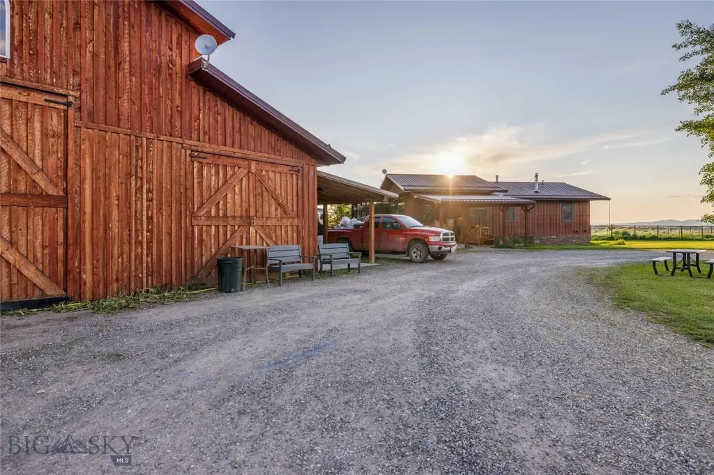 3573 Spain Bridge Road Belgrade MT 59714