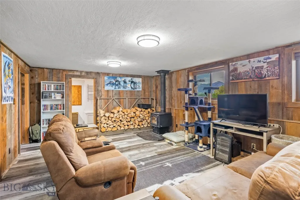 3573 Spain Bridge Road Belgrade MT 59714