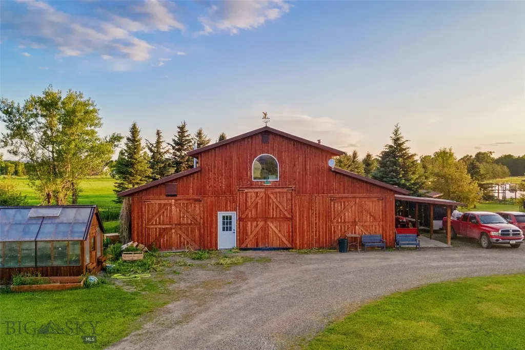 3573 Spain Bridge Road Belgrade MT 59714