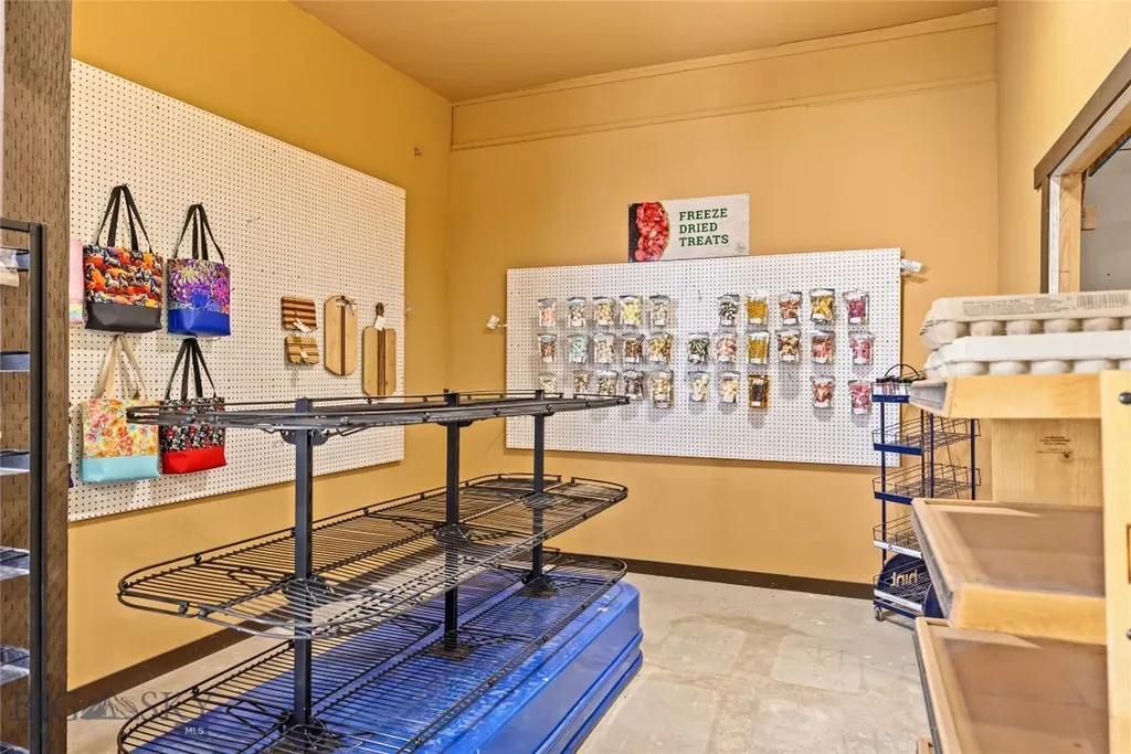 3573 Spain Bridge Road Belgrade MT 59714