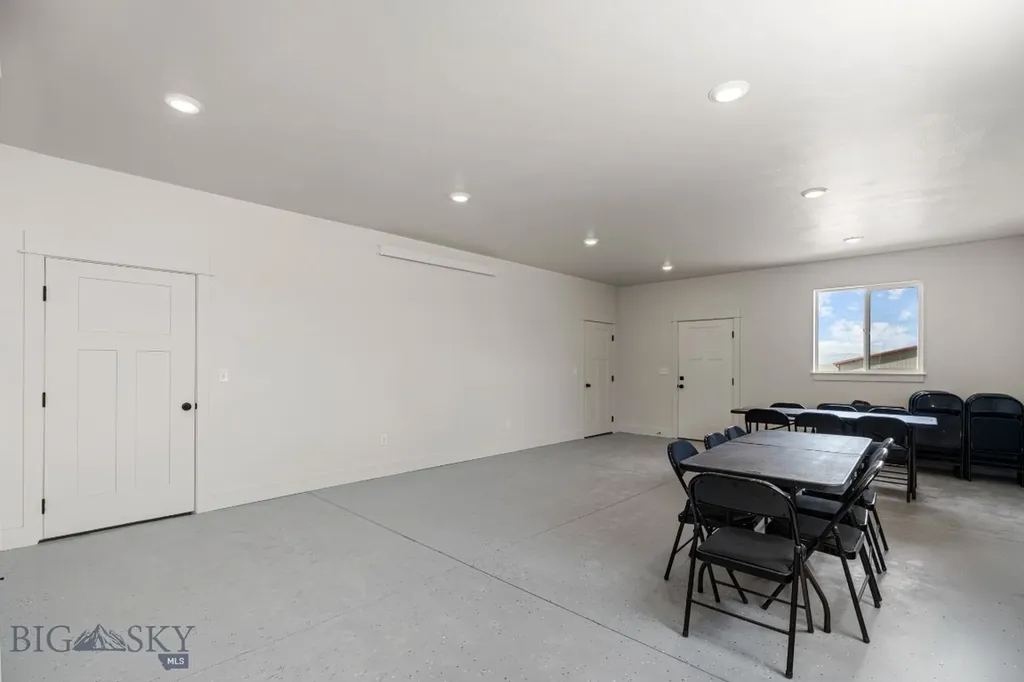 65 Lark Lane Dillon MT 59725