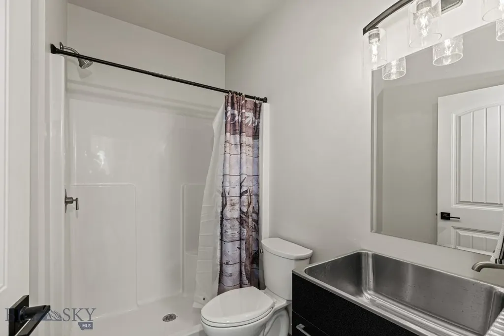65 Lark Lane Dillon MT 59725