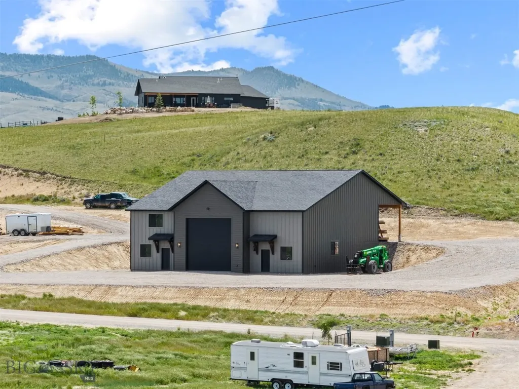 65 Lark Lane Dillon MT 59725
