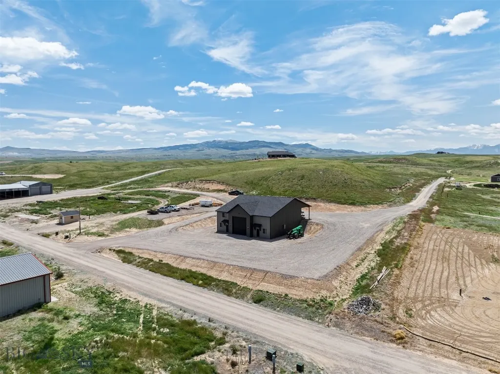 65 Lark Lane Dillon MT 59725