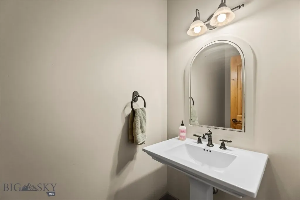 164 Wapiti Way Bozeman MT 59718