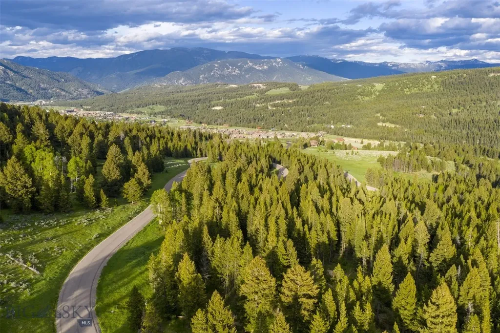 Tbd Crown Butte, Spmc Lot 99 Big Sky MT 59716