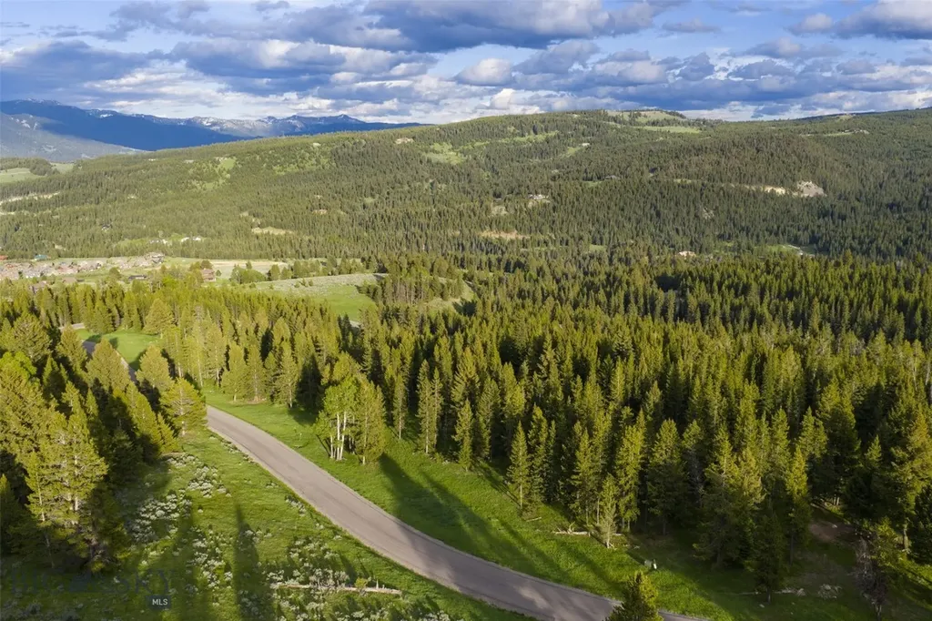 Tbd Crown Butte, Spmc Lot 99 Big Sky MT 59716