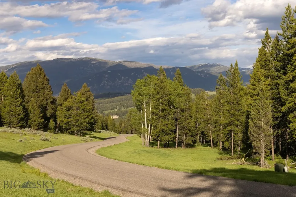 Tbd Crown Butte, Spmc Lot 99 Big Sky MT 59716