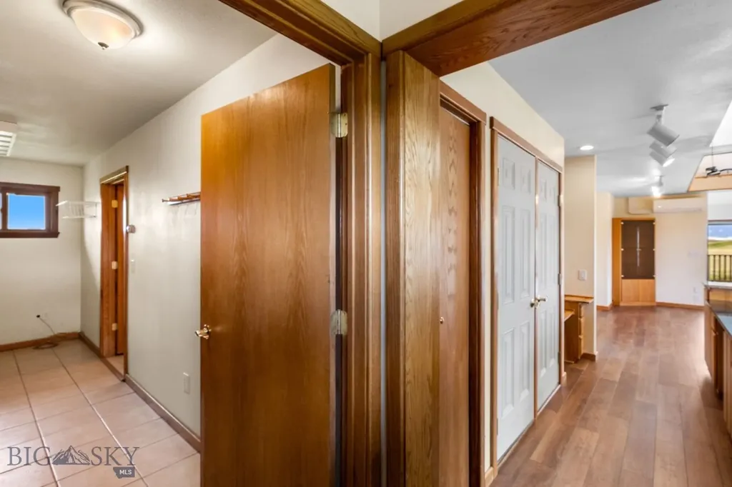6385 Mount Highway 41 Whitehall MT 59759