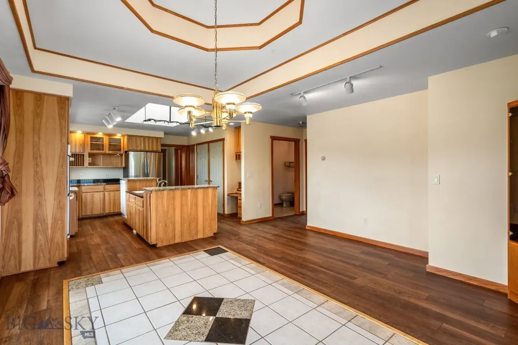 6385 Mount Highway 41 Whitehall MT 59759