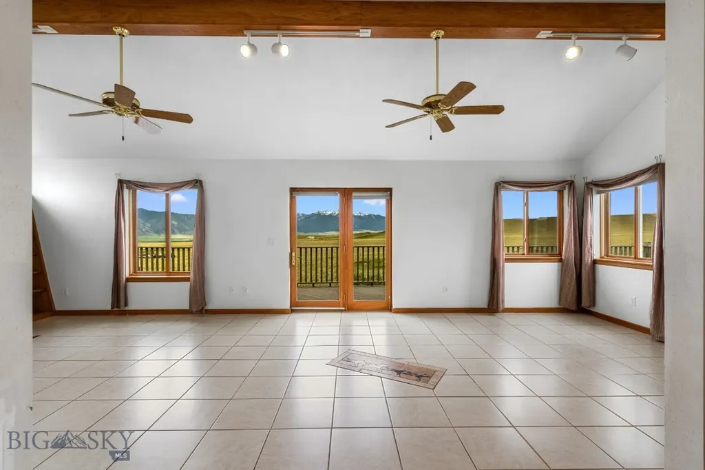 6385 Mount Highway 41 Whitehall MT 59759