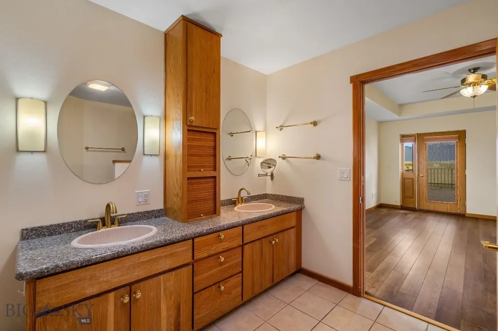 6385 Mount Highway 41 Whitehall MT 59759