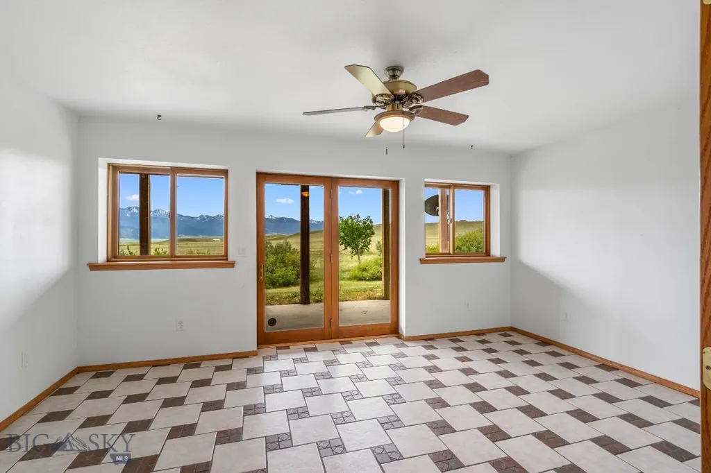 6385 Mount Highway 41 Whitehall MT 59759
