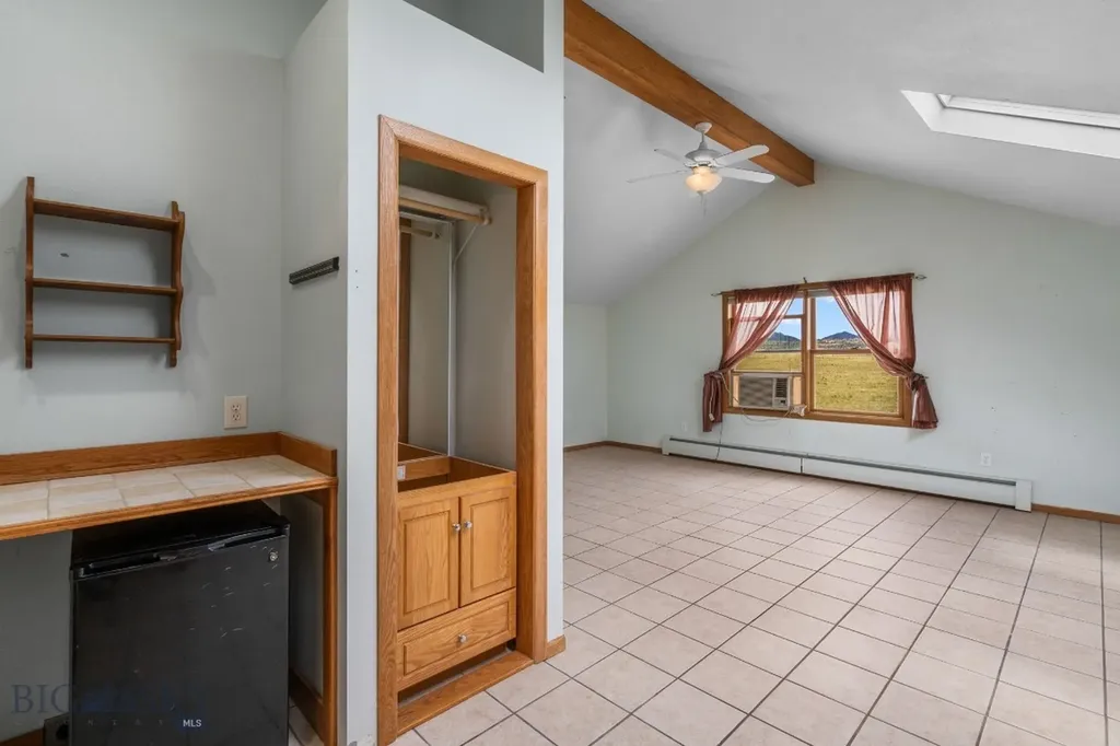 6385 Mount Highway 41 Whitehall MT 59759