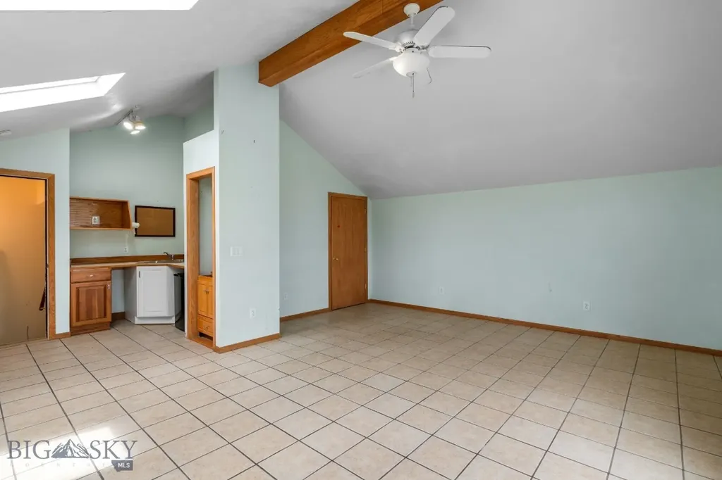 6385 Mount Highway 41 Whitehall MT 59759