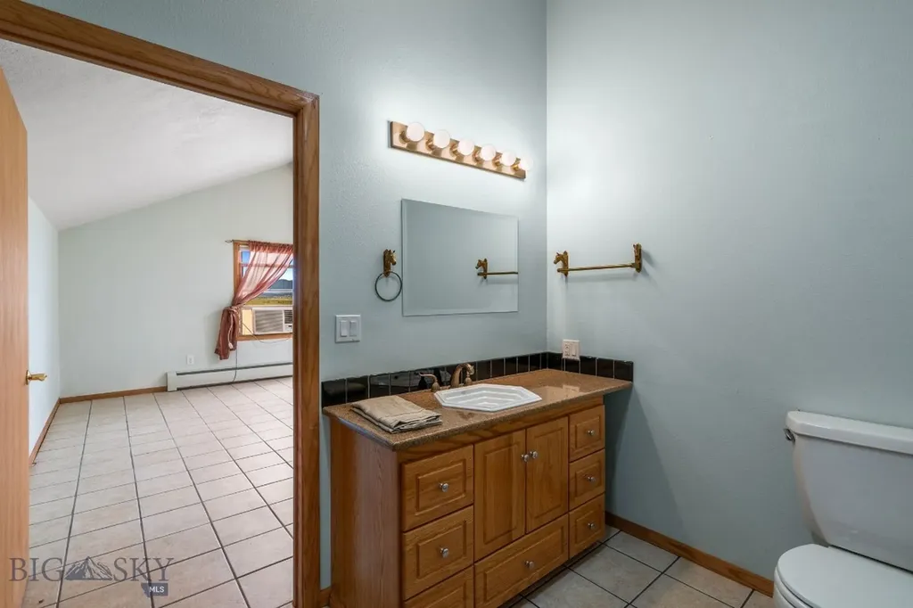 6385 Mount Highway 41 Whitehall MT 59759
