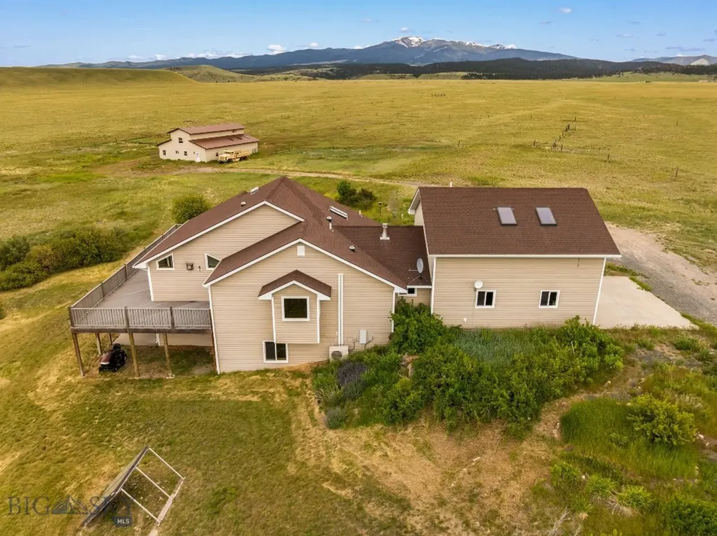 6385 Mount Highway 41 Whitehall MT 59759