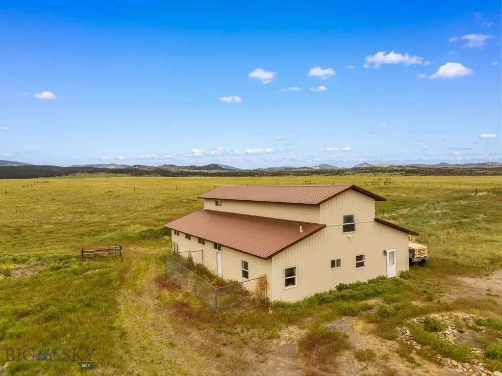6385 Mount Highway 41 Whitehall MT 59759