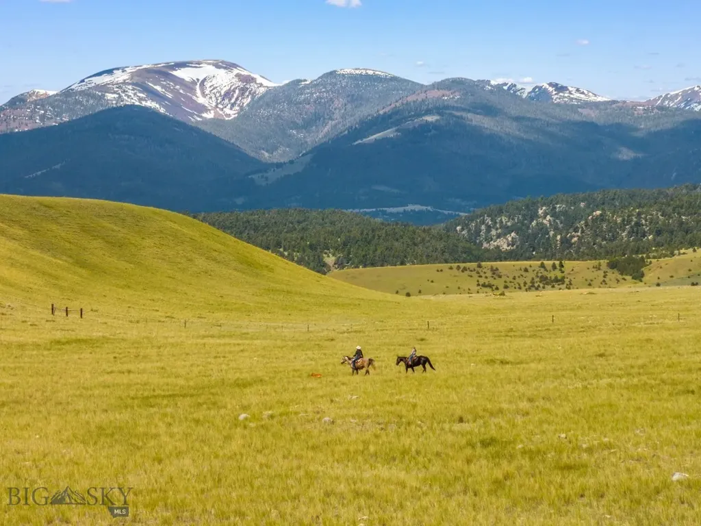 6385 Mount Highway 41 Whitehall MT 59759