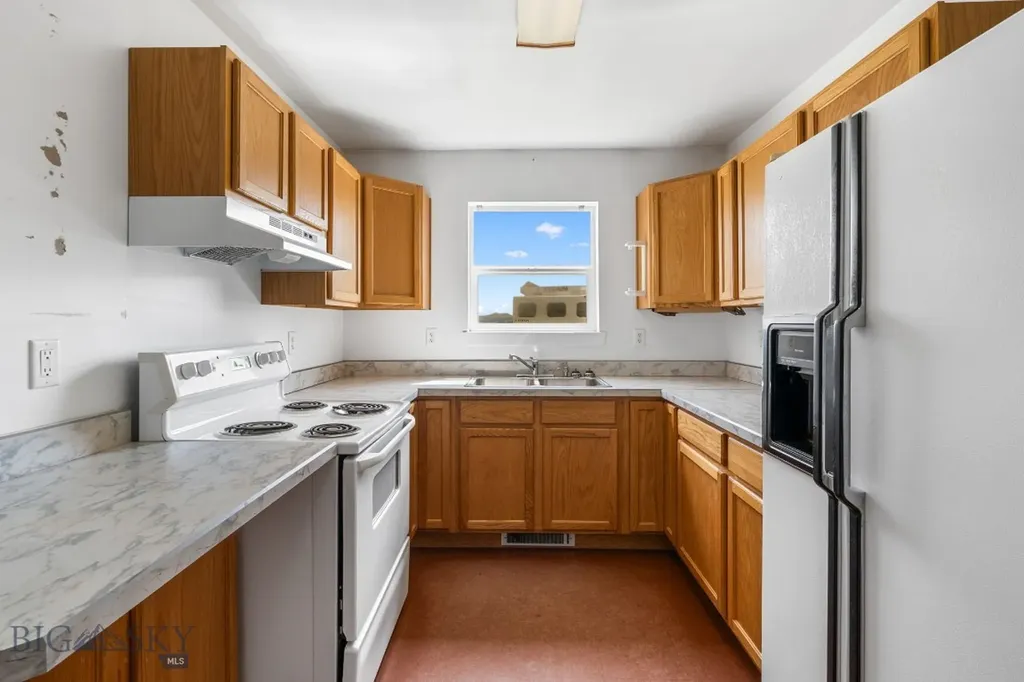6385 Mount Highway 41 Whitehall MT 59759