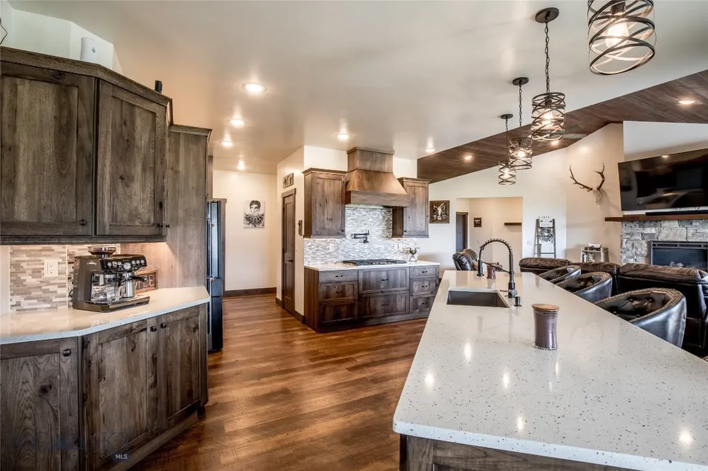 8 Sunset Court Ennis MT 59729