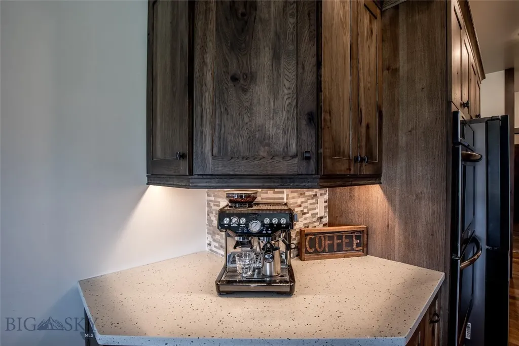 8 Sunset Court Ennis MT 59729