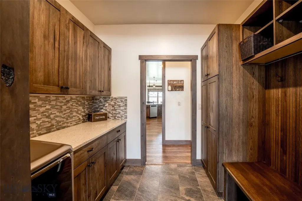 8 Sunset Court Ennis MT 59729