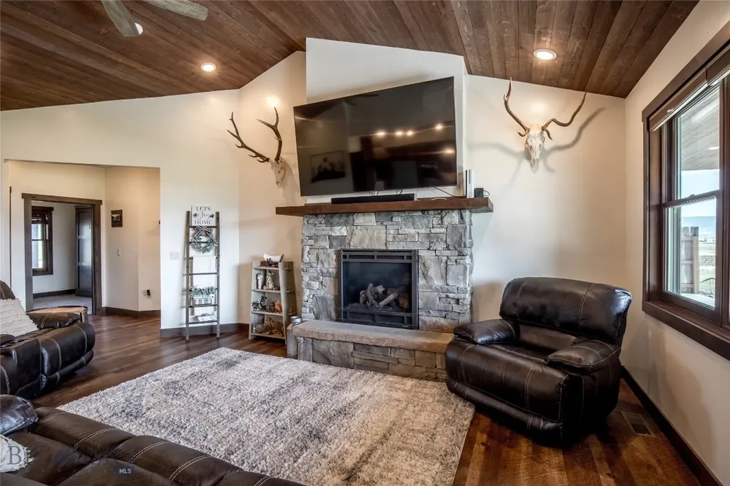 8 Sunset Court Ennis MT 59729