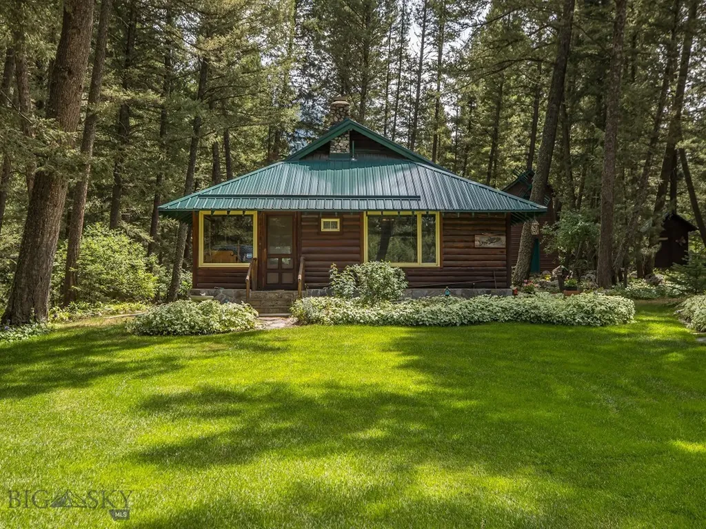 64370 Gallatin Road Gallatin Gateway MT 59730