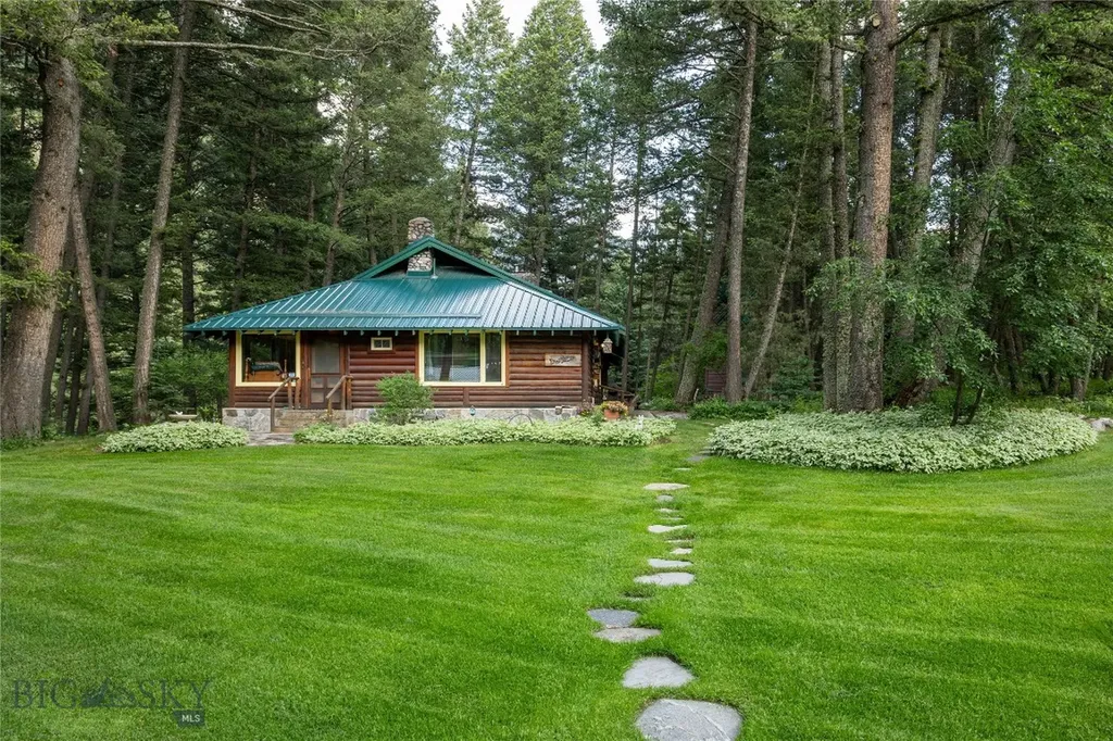 64370 Gallatin Road Gallatin Gateway MT 59730