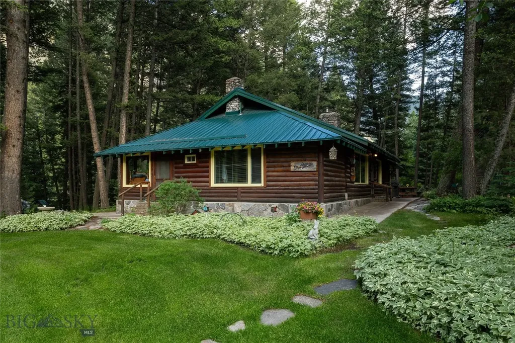 64370 Gallatin Road Gallatin Gateway MT 59730