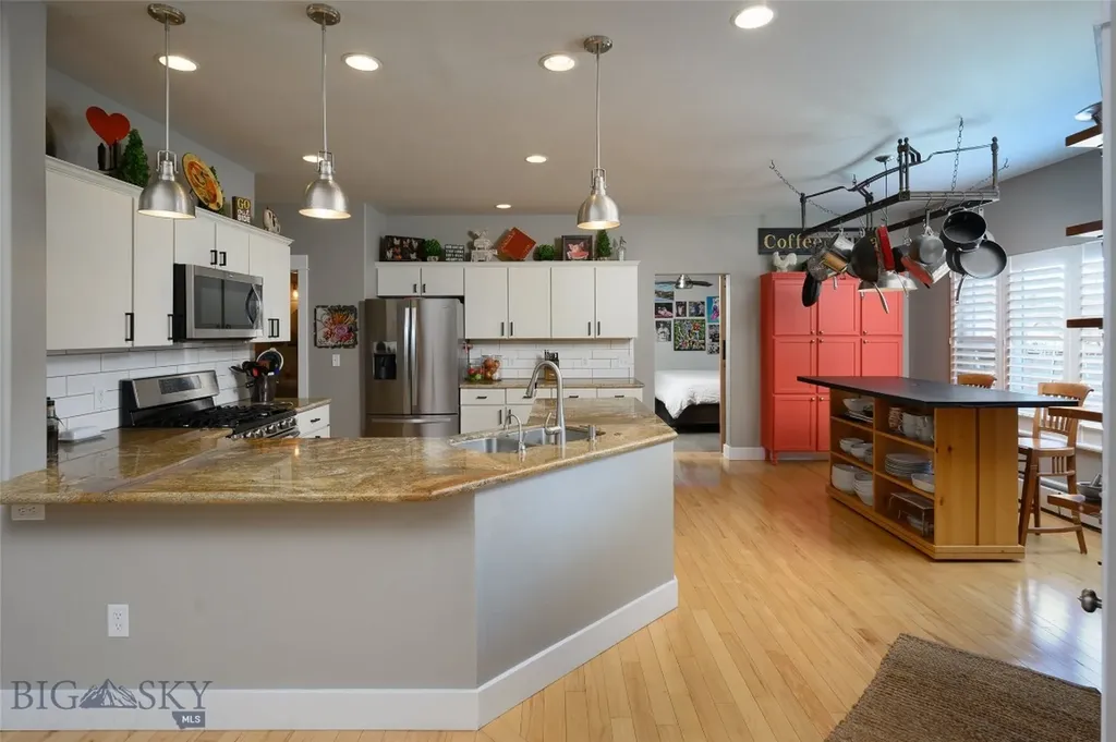 3214 Hillcrest Drive Bozeman MT 59715