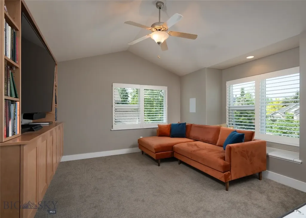 3214 Hillcrest Drive Bozeman MT 59715