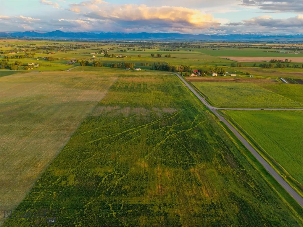 3961 Penwell Bridge Road Belgrade MT 59714